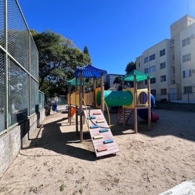 Apartamentos com 56m², 3 quartos, 1 garagem, no bairro Coqueiros em Florianópolis