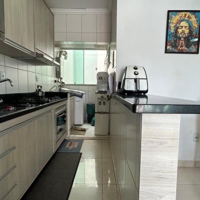 Cobertura com 146m², 3 quartos (sendo 1 suíte), 1 garagem, no bairro Ingleses do Rio Vermelho em Florianópolis