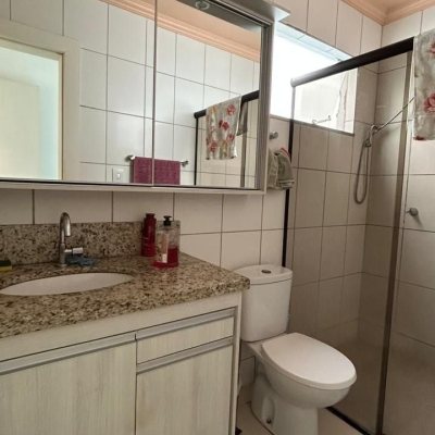 Cobertura com 146m², 3 quartos (sendo 1 suíte), 1 garagem, no bairro Ingleses do Rio Vermelho em Florianópolis