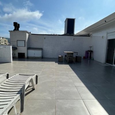 Cobertura com 146m², 3 quartos (sendo 1 suíte), 1 garagem, no bairro Ingleses do Rio Vermelho em Florianópolis