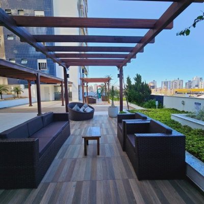 Apartamentos com 66m², 2 quartos (sendo 1 suíte), 1 garagem, no bairro Roçado em São José