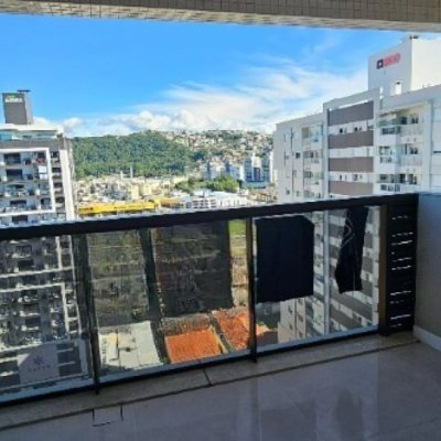 Apartamentos com 113m², 3 quartos (sendo 3 suítes), 2 garagens, no bairro Kobrasol em São José