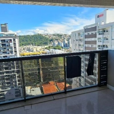 Apartamentos com 113m², 3 quartos (sendo 3 suítes), 2 garagens, no bairro Kobrasol em São José