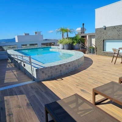 Apartamentos com 113m², 3 quartos (sendo 3 suítes), 2 garagens, no bairro Kobrasol em São José