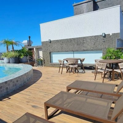 Apartamentos com 113m², 3 quartos (sendo 3 suítes), 2 garagens, no bairro Kobrasol em São José