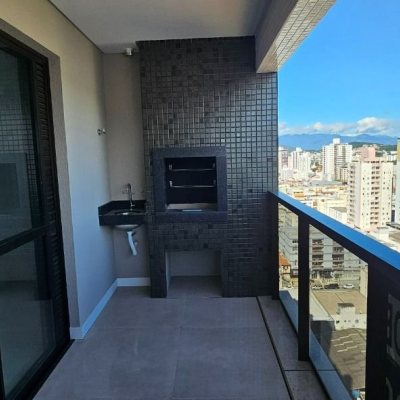 Apartamentos com 113m², 3 quartos (sendo 3 suítes), 2 garagens, no bairro Kobrasol em São José