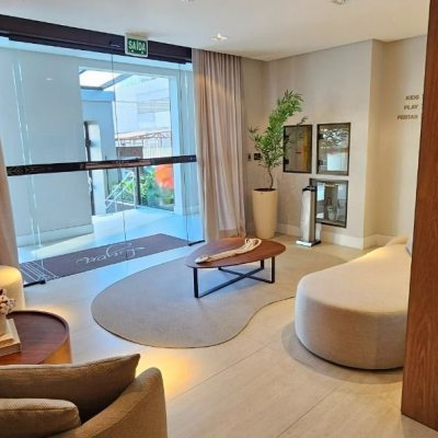 Apartamentos com 113m², 3 quartos (sendo 3 suítes), 2 garagens, no bairro Kobrasol em São José