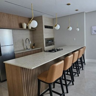 Apartamentos com 113m², 3 quartos (sendo 3 suítes), 2 garagens, no bairro Kobrasol em São José