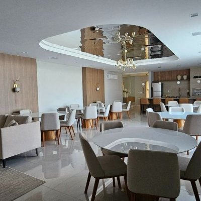 Apartamentos com 113m², 3 quartos (sendo 3 suítes), 2 garagens, no bairro Kobrasol em São José