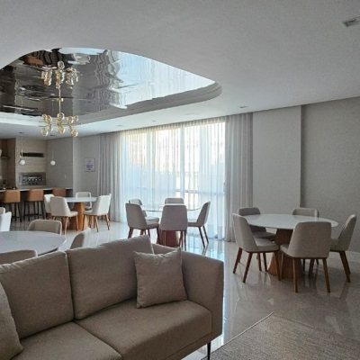 Apartamentos com 113m², 3 quartos (sendo 3 suítes), 2 garagens, no bairro Kobrasol em São José