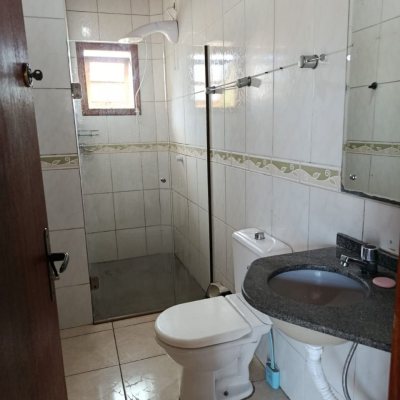 Sobrado Residencial com 74m², 2 quartos (sendo 1 suíte), 3 garagens, no bairro Ingleses em Florianópolis