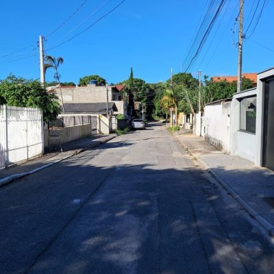 Sobrado Residencial com 74m², 2 quartos (sendo 1 suíte), 3 garagens, no bairro Ingleses em Florianópolis