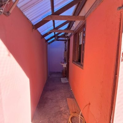 Sobrado Residencial com 74m², 2 quartos (sendo 1 suíte), 3 garagens, no bairro Ingleses em Florianópolis