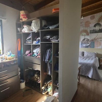 Casa Residencial com 236m², 3 quartos (sendo 1 suíte), 2 garagens, no bairro Coqueiros em Florianópolis