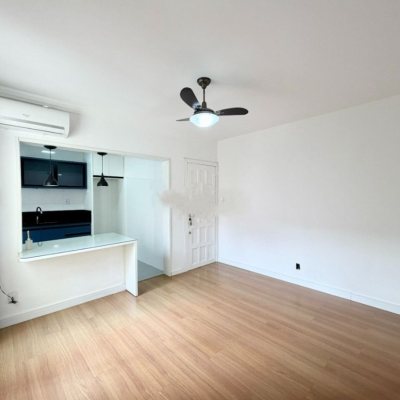 Apartamentos com 54m², 2 quartos, 1 garagem, no bairro Kobrasol em São José