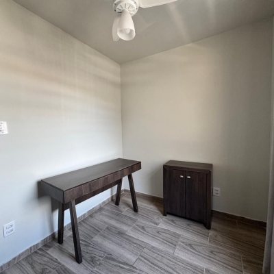 Apartamentos com 41m², 3 quartos, 1 garagem, no bairro Barreiros em São José
