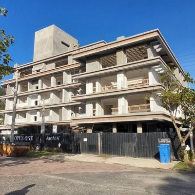 Apartamentos com 49m², 1 quarto, 1 garagem, no bairro Cachoeira Do Bom Jesus em Florianópolis