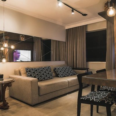 Apartamentos com 61m², 2 quartos, 1 garagem, no bairro Centro em Florianópolis