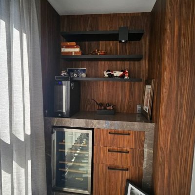 Apartamentos com 180m², 4 quartos (sendo 3 suítes), 4 garagens, no bairro Centro em Florianópolis