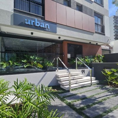 Apartamentos com 180m², 4 quartos (sendo 3 suítes), 4 garagens, no bairro Centro em Florianópolis