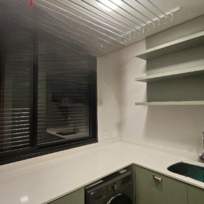Apartamentos com 180m², 4 quartos (sendo 3 suítes), 4 garagens, no bairro Centro em Florianópolis