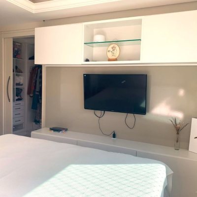 Apartamentos com 126m², 3 quartos (sendo 1 suíte), 2 garagens, no bairro Estreito em Florianópolis