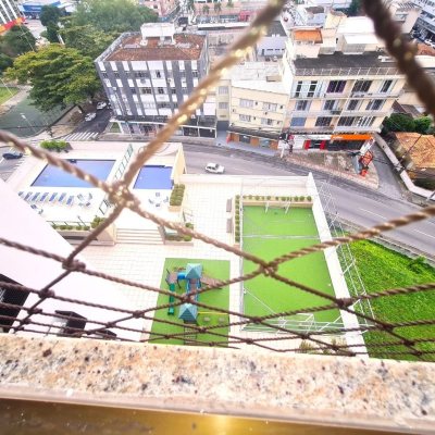 Apartamentos com 126m², 3 quartos (sendo 1 suíte), 2 garagens, no bairro Estreito em Florianópolis