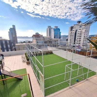 Apartamentos com 126m², 3 quartos (sendo 1 suíte), 2 garagens, no bairro Estreito em Florianópolis