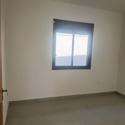 Sobrado Residencial com 107m², 3 quartos (sendo 1 suíte), 1 garagem, no bairro Potecas em São José