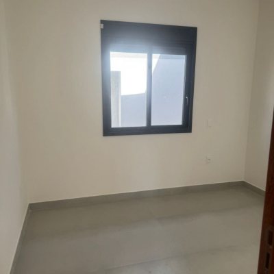 Sobrado Residencial com 107m², 3 quartos (sendo 1 suíte), 1 garagem, no bairro Potecas em São José