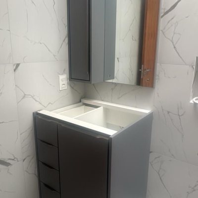 Sobrado Residencial com 107m², 3 quartos (sendo 1 suíte), 1 garagem, no bairro Potecas em São José