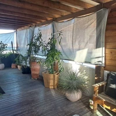 Cobertura com 107m², 2 quartos (sendo 2 suítes), 1 garagem, no bairro Ingleses do Rio Vermelho em Florianópolis
