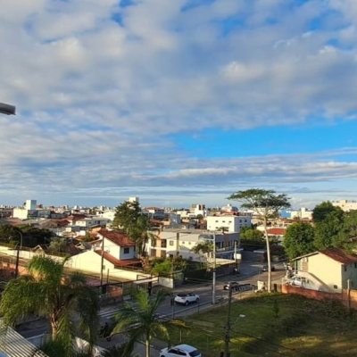 Cobertura com 107m², 2 quartos (sendo 2 suítes), 1 garagem, no bairro Ingleses do Rio Vermelho em Florianópolis