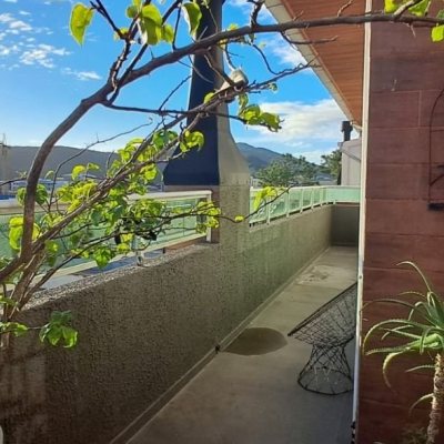 Cobertura com 107m², 2 quartos (sendo 2 suítes), 1 garagem, no bairro Ingleses do Rio Vermelho em Florianópolis