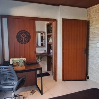 Cobertura com 107m², 2 quartos (sendo 2 suítes), 1 garagem, no bairro Ingleses do Rio Vermelho em Florianópolis