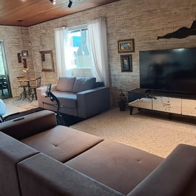 Cobertura com 107m², 2 quartos (sendo 2 suítes), 1 garagem, no bairro Ingleses do Rio Vermelho em Florianópolis