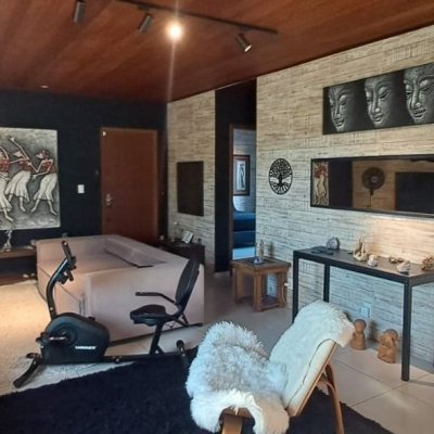 Cobertura com 107m², 2 quartos (sendo 2 suítes), 1 garagem, no bairro Ingleses do Rio Vermelho em Florianópolis
