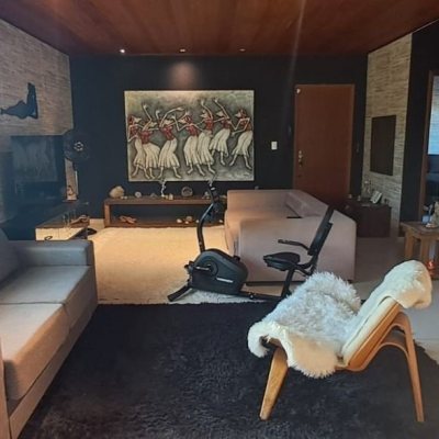 Cobertura com 107m², 2 quartos (sendo 2 suítes), 1 garagem, no bairro Ingleses do Rio Vermelho em Florianópolis