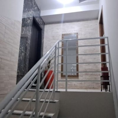 Cobertura com 107m², 2 quartos (sendo 2 suítes), 1 garagem, no bairro Ingleses do Rio Vermelho em Florianópolis