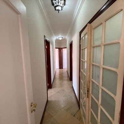 Apartamentos com 220m², 2 quartos (sendo 2 suítes), 2 garagens, no bairro Centro em Florianópolis