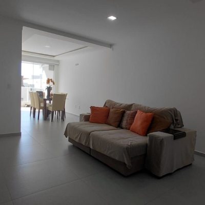Apartamentos com 93m², 2 quartos (sendo 1 suíte), 1 garagem, no bairro Ingleses em Florianópolis