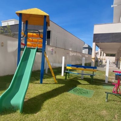 Apartamentos com 93m², 2 quartos (sendo 1 suíte), 1 garagem, no bairro Ingleses em Florianópolis