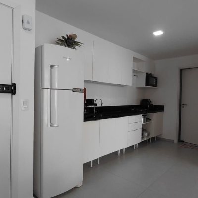 Apartamentos com 93m², 2 quartos (sendo 1 suíte), 1 garagem, no bairro Ingleses em Florianópolis