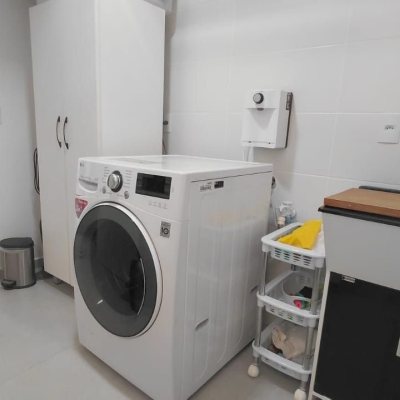 Apartamentos com 93m², 2 quartos (sendo 1 suíte), 1 garagem, no bairro Ingleses em Florianópolis