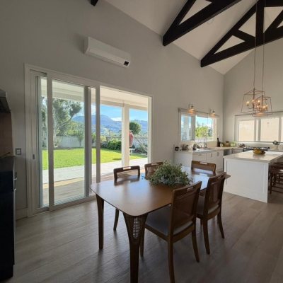 Casa em Condomínio com 204m², 3 quartos (sendo 1 suíte), 1 garagem, no bairro Sul Do Rio em Santo Amaro Da Imperatriz