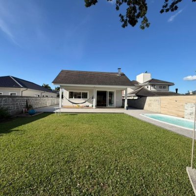 Casa em Condomínio com 204m², 3 quartos (sendo 1 suíte), 1 garagem, no bairro Sul Do Rio em Santo Amaro Da Imperatriz