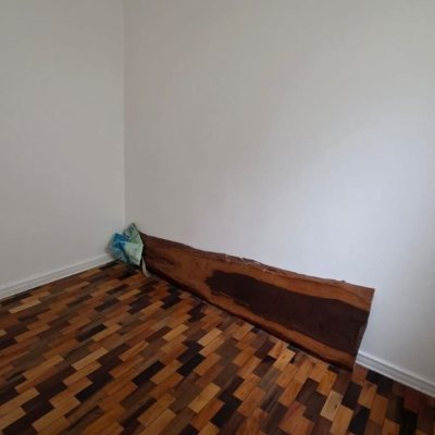 Casa Residencial/Comercial com 272m², 4 garagens, no bairro Agronômica em Florianópolis