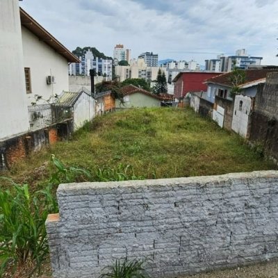 Terreno Comercial/Residencial com 310m², no bairro Jardim Atlântico em Florianópolis