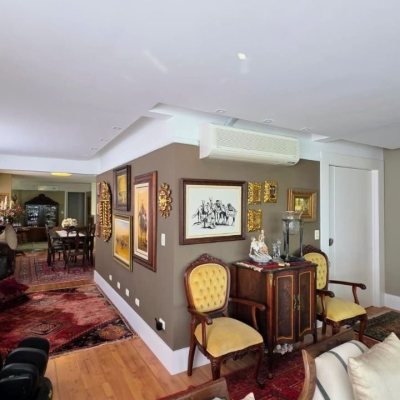 Apartamentos com 226m², 3 quartos (sendo 1 suíte), 2 garagens, no bairro Agronômica em Florianópolis