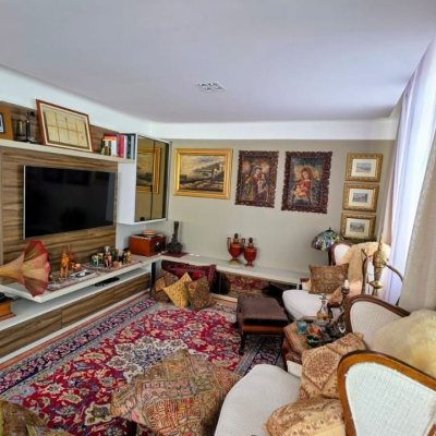 Apartamentos com 226m², 3 quartos (sendo 1 suíte), 2 garagens, no bairro Agronômica em Florianópolis